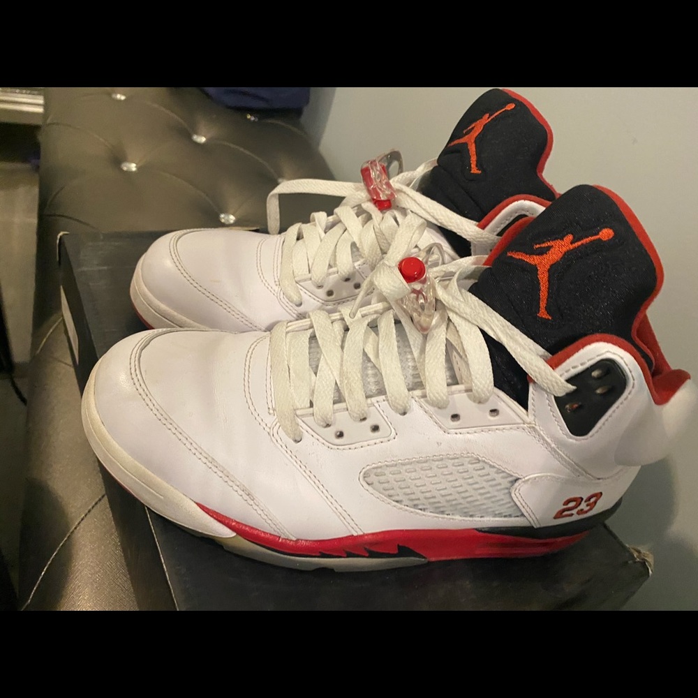 Jordan Retro Fire Red 5s